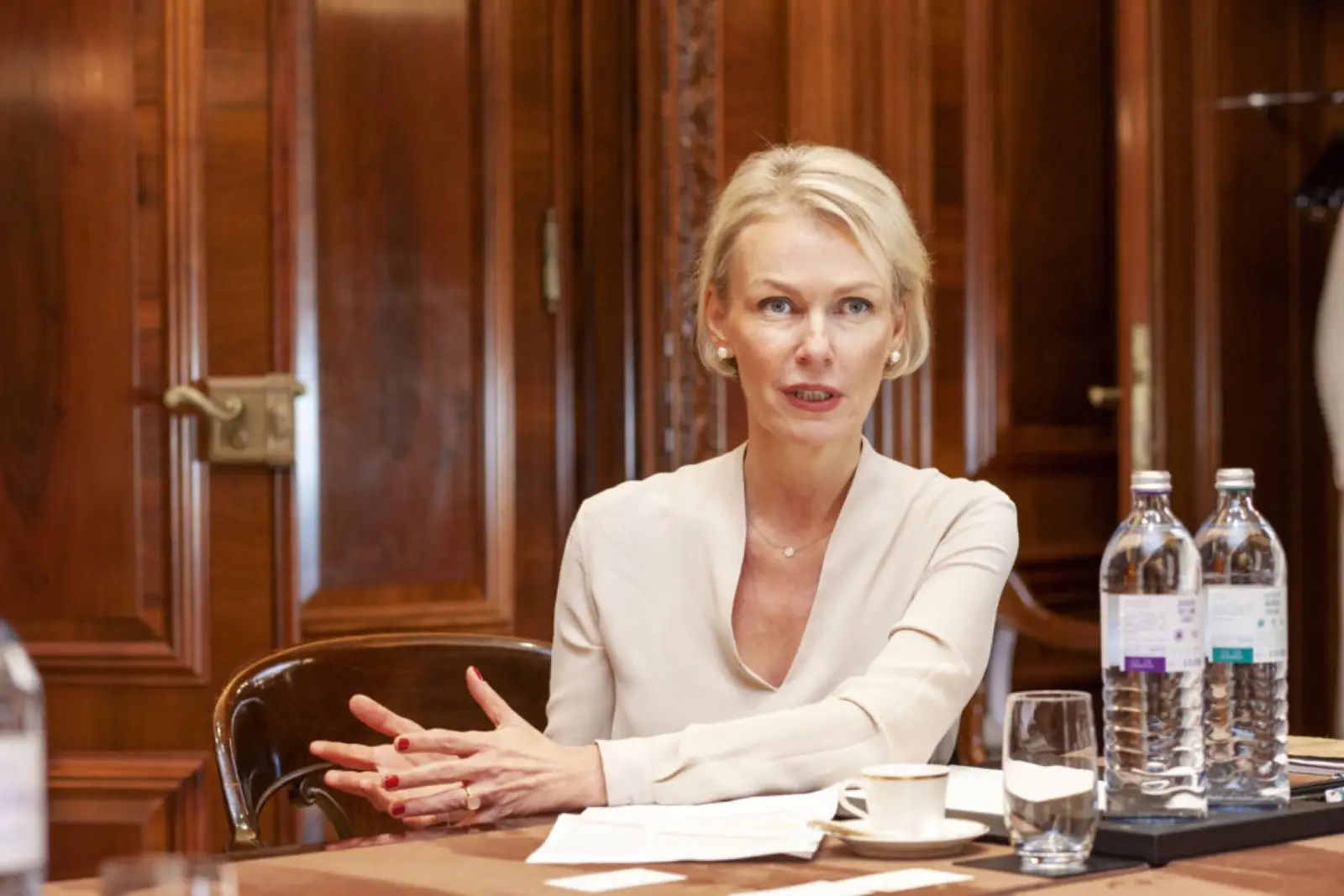 „Wer sein Kapital in acht oder zehn Jahren verdoppeln will, findet keine Alternative zu Aktien.“
– Silvia Richter – 
Zürcher Kantonalbank Österreich