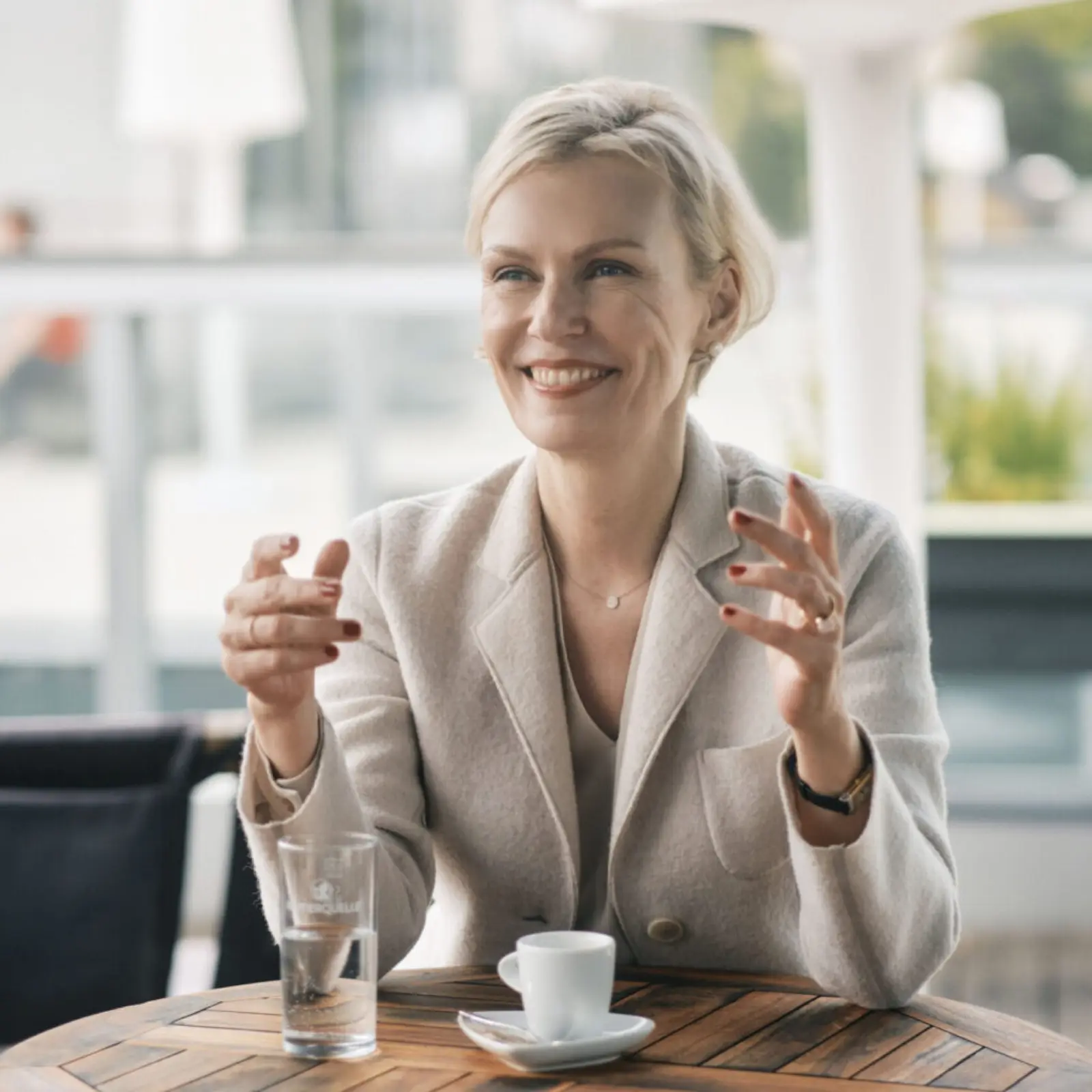 „Im Asset-Management könnte KI in Zukunft eine wichtige Aufgabe bei der Datenanalyse übernehmen.“
– Silvia Richter – 
Zürcher Kantonalbank Österreich