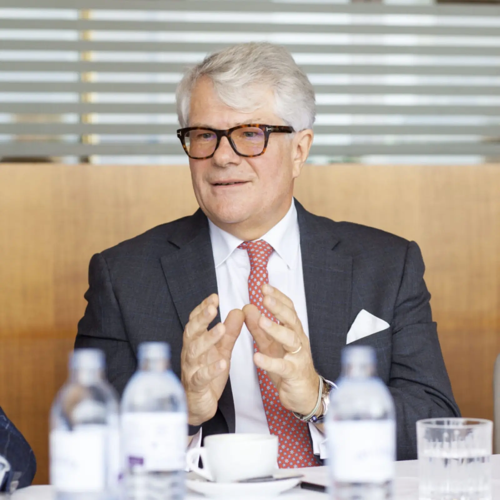 „Private Banking ohne Vermögensverwaltungs-kompetenz verliert an Glaubwürdigkeit.“
– Constantin Veyder-Malberg – 
Schelhammer Capital Bank