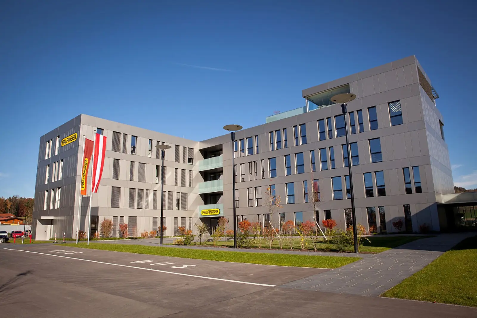 Starker Free Cashflow und ausgezeichnete Bilanzstruktur bei PALFINGER AG in den ersten drei Quartalen