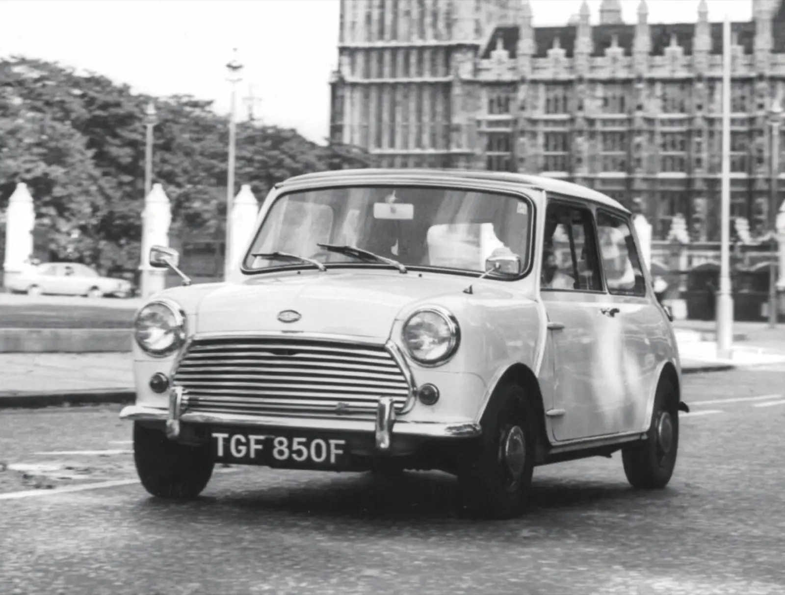Man ahnt spätestens hier: Der Mini war ein sehr britisches Auto, allerdings ein sehr innovatives.