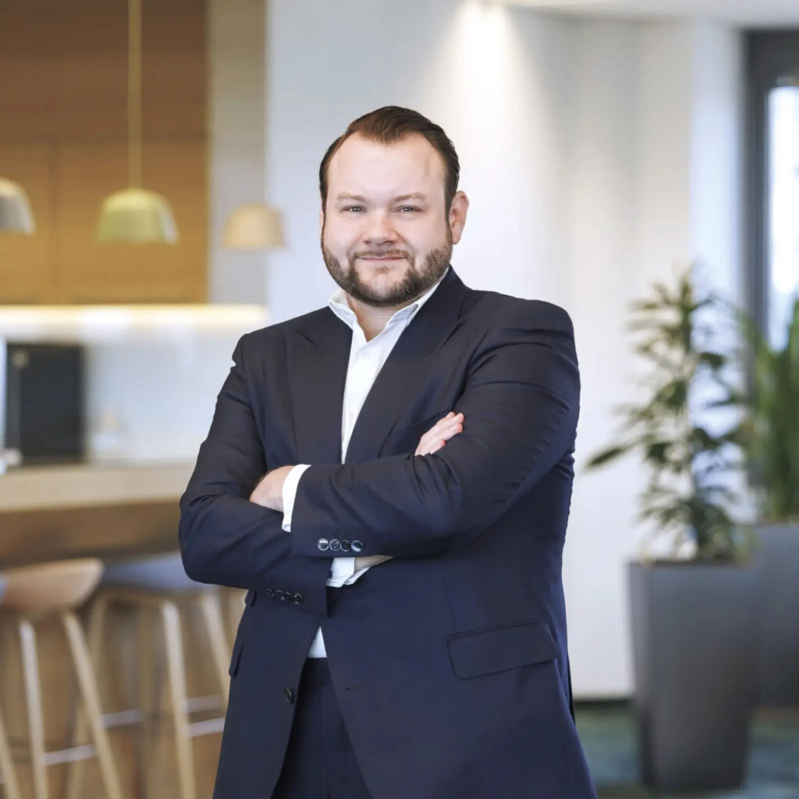 Hannes Cizek, Raiffeisen Capital Management: „Mit den aktiven ETFs ist eine neue Kategorie zu den klassischen passiven ETFs hinzugekommen. Der Nachfrage danach tragen wir mit einer neuen Produktschiene im Aktienbereich Rechnung.“
