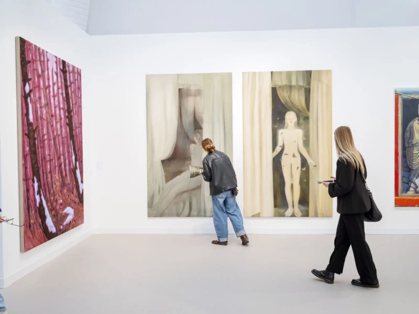 Die Frieze zählt zu den globalen Leitmessen: Im Londoner Regent’s Park sind hochwertige Prestigewerke längst etablierter Stars der Szene ebenso zu haben wie junge und experimentelle Kunst für kleinere Geldbörsen.