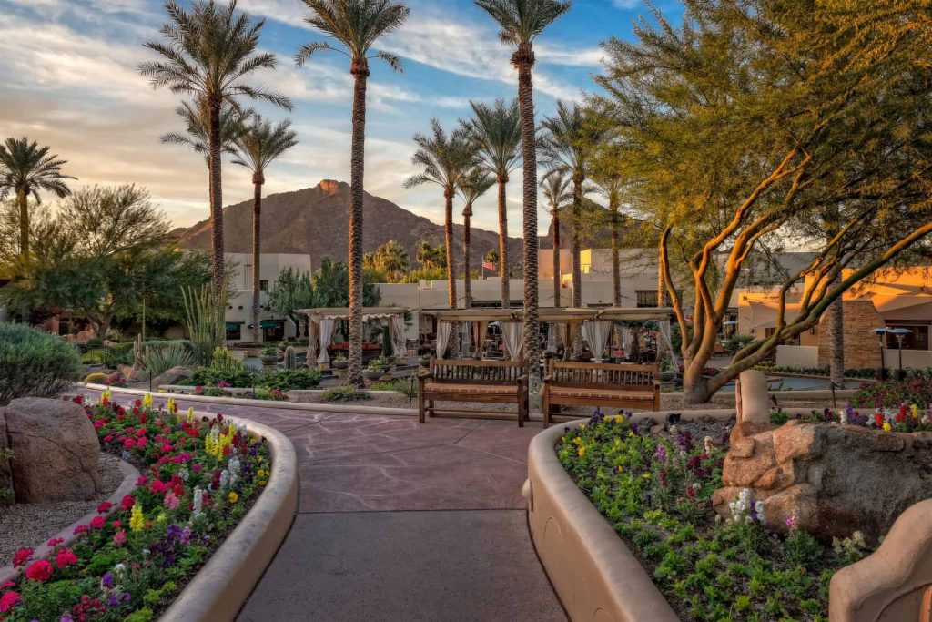 assets Magazin: JW Marriott Scottsdale Camelback Inn Resort & Spa