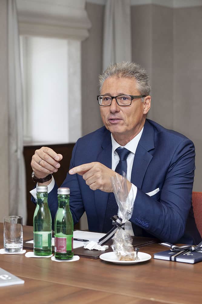 assets Magazin: Manfred Huber, CEO EURAM Bank